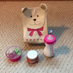 American girl doll lunch bag with bottle and food